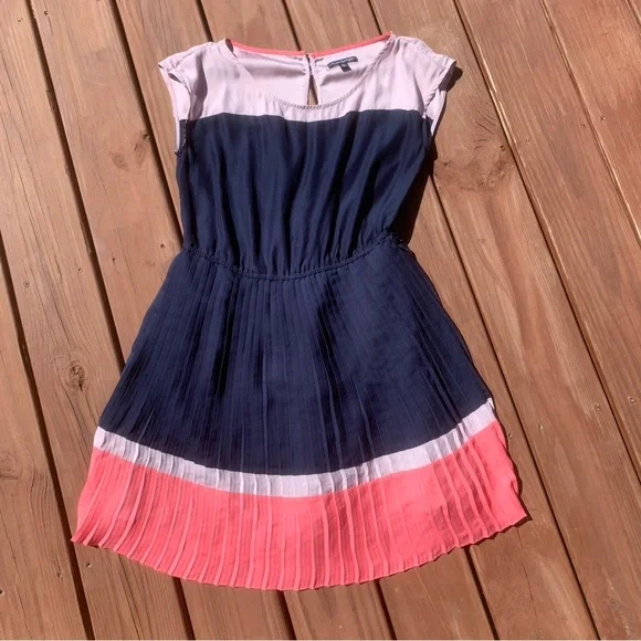 American Eagle Outfitters size M/M women’s blue coral dress - Picture 1 of 3